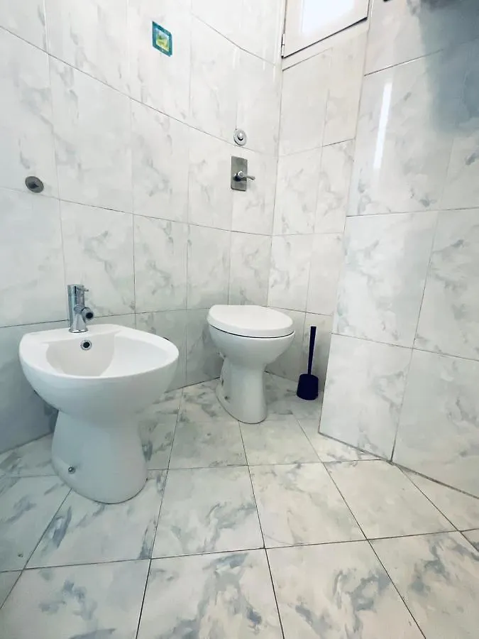 Milan Apartments In Navigli Heart